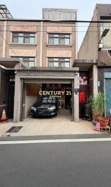 大溪埔頂重劃區前院停車別墅
