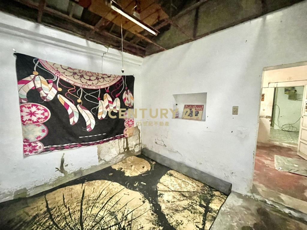未保登買地送屋崇學商圈復古文創平房