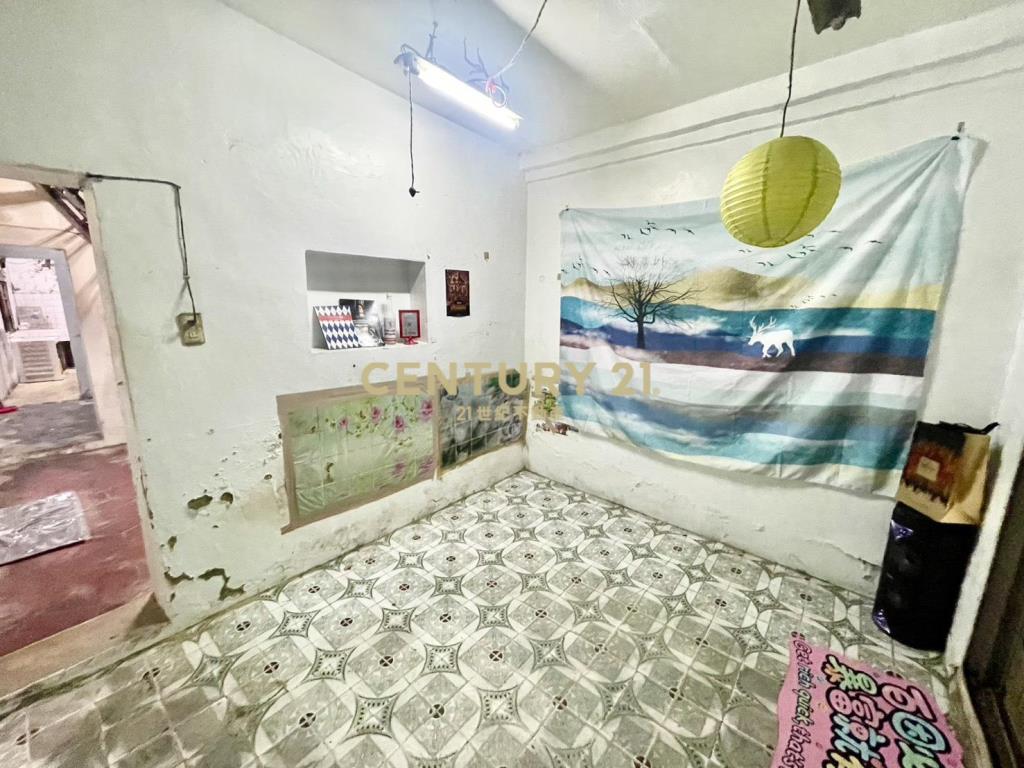 未保登買地送屋崇學商圈復古文創平房