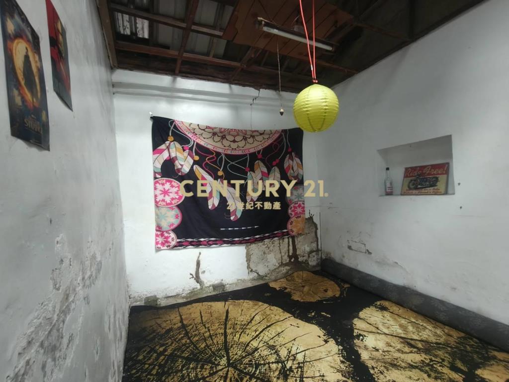 未保登買地送屋崇學商圈復古文創平房