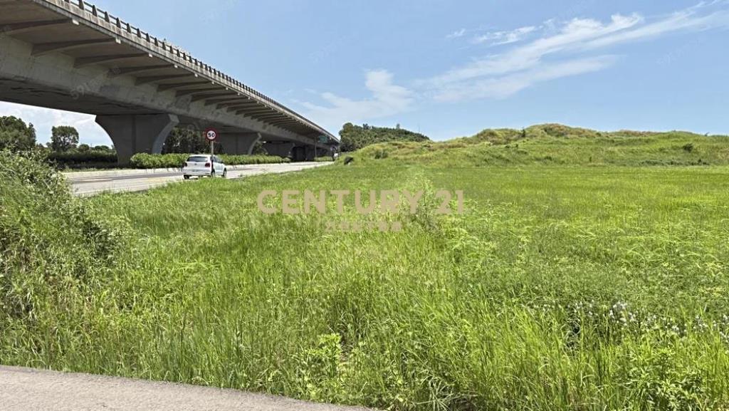 正61快速道路旁大面寬一般農