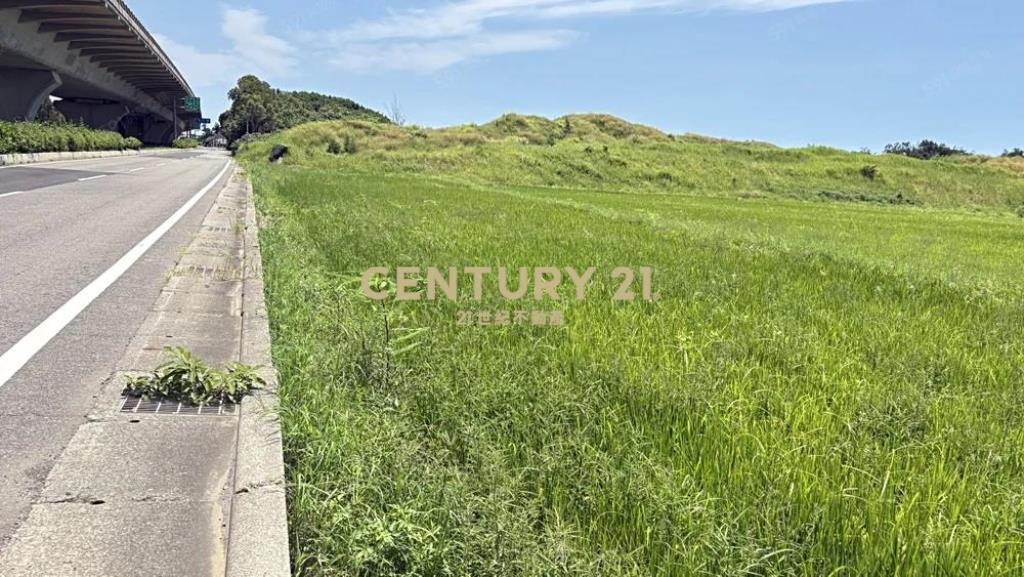 正61快速道路旁大面寬一般農