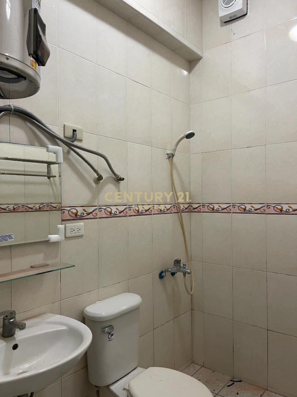 觀音工業區電梯收租10套房(分層出售)A