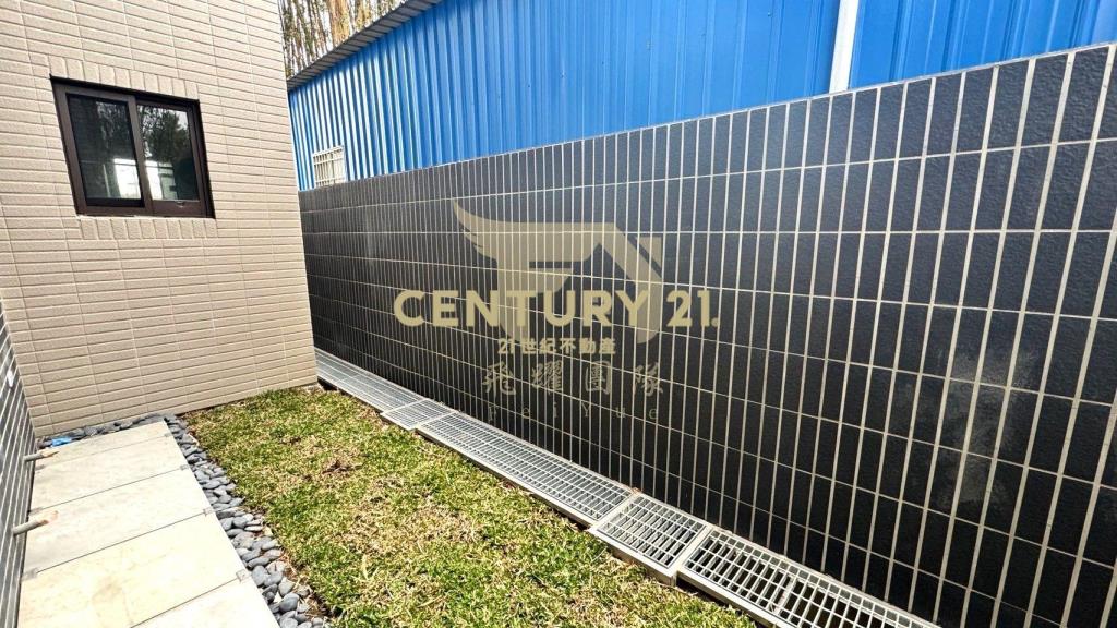 【專任】近青埔A19一樓大露臺雙車位