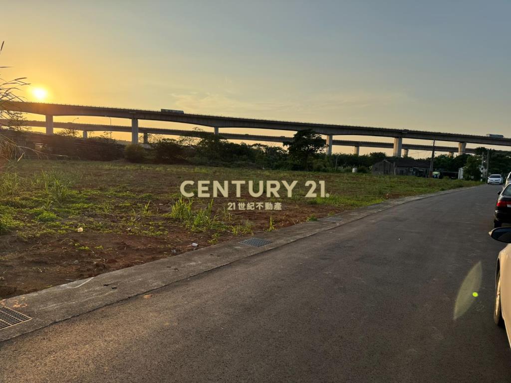 平鎮運動公園旁大筆都計農