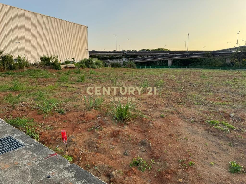 平鎮運動公園旁大筆都計農
