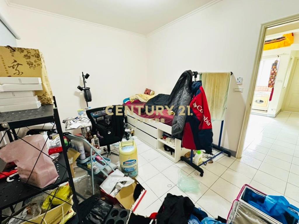 陽光山林雙拼庭院5房3車別墅