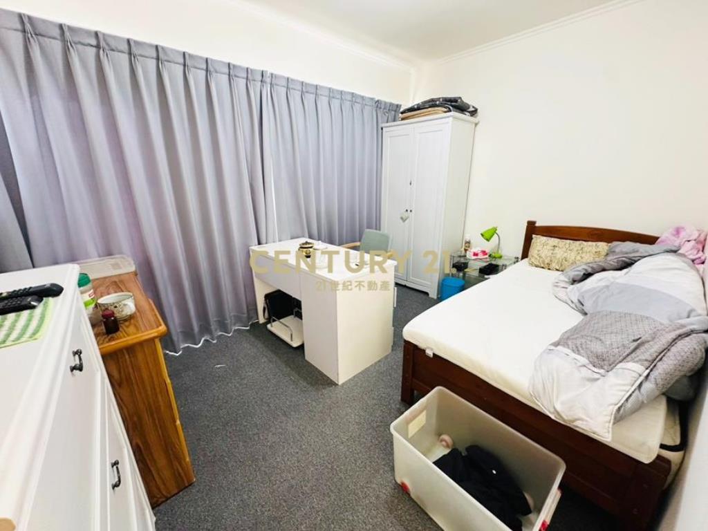 陽光山林雙拼庭院5房3車別墅