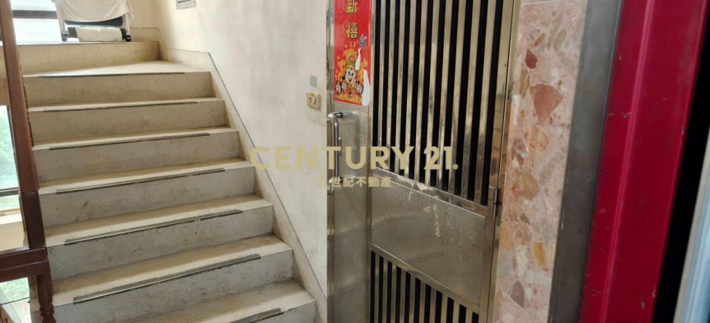 (專任)長庚/研華-便宜投資電梯3房+車