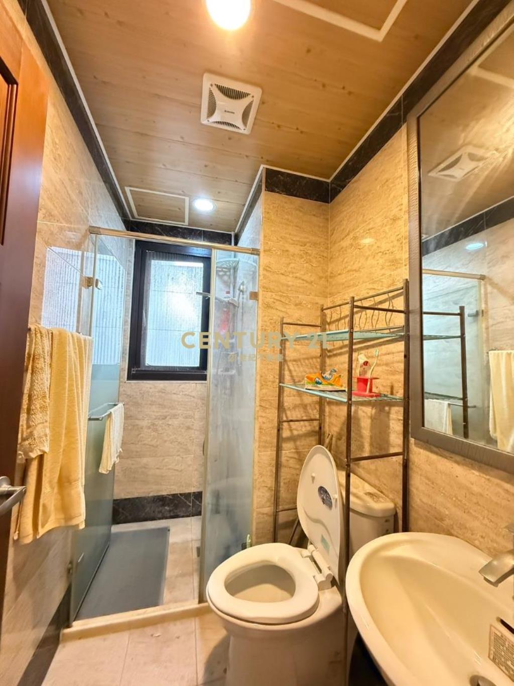 過嶺高誠森仰景觀三房車