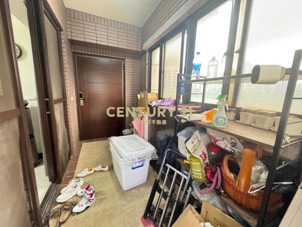 過嶺高誠森仰景觀三房車