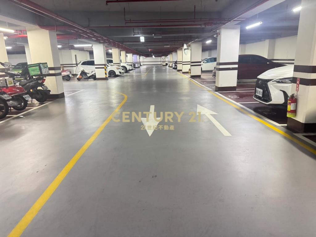 過嶺高誠森仰景觀三房車