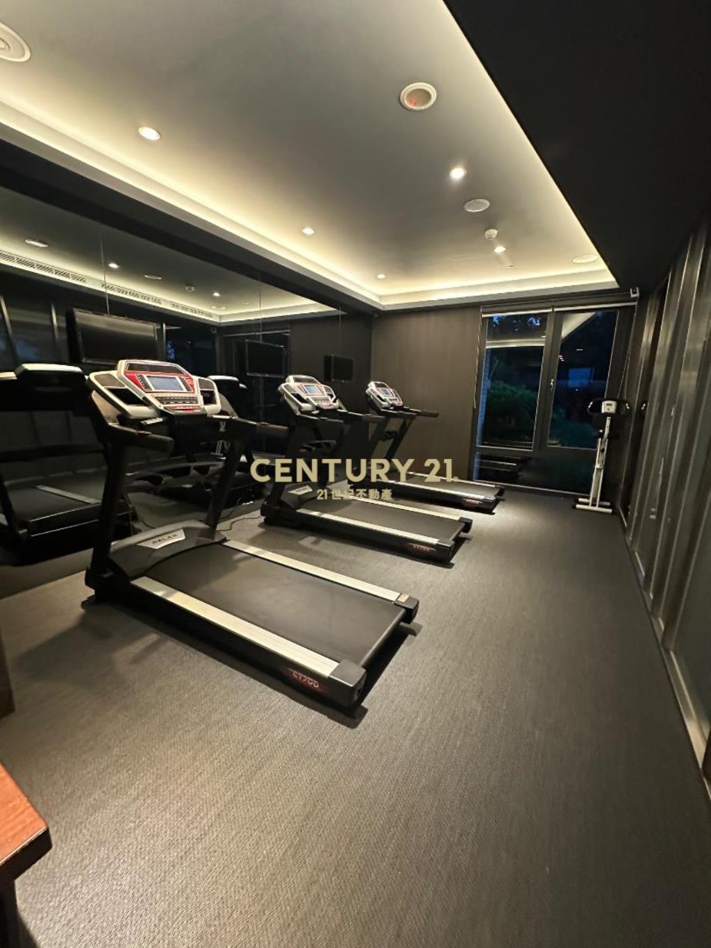 近青埔A16花海景觀大二房車