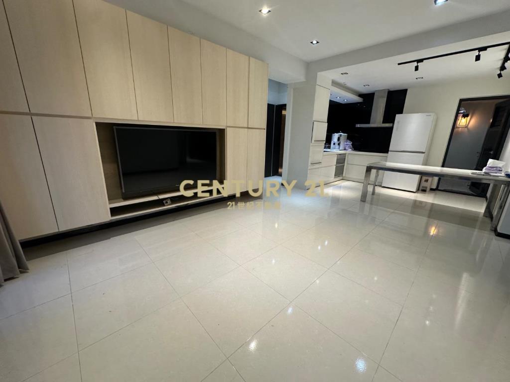 近青埔A16花海景觀大二房車