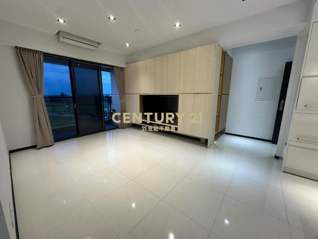 近青埔A16花海景觀大二房車