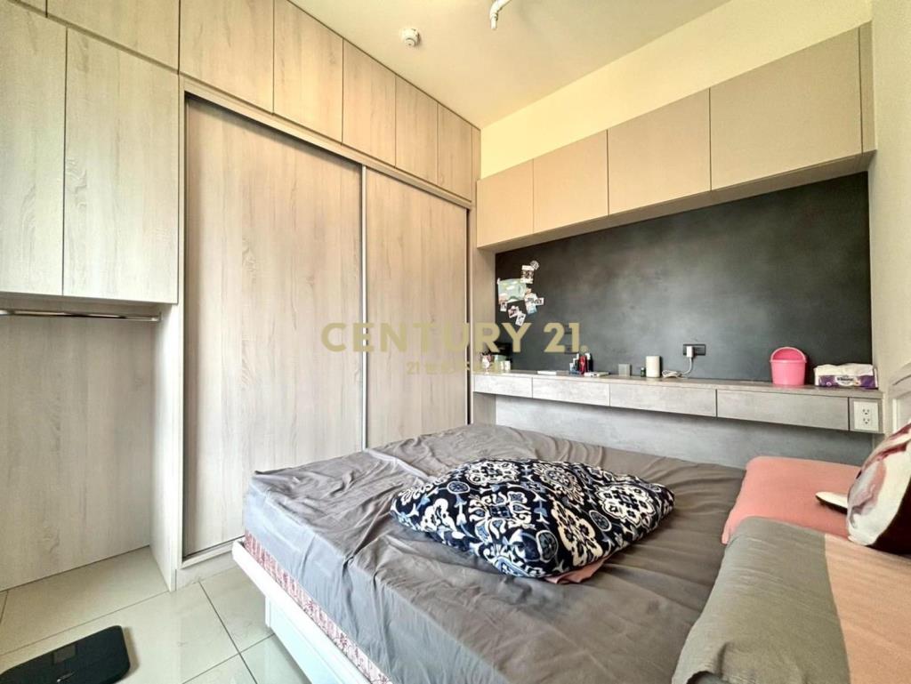 青埔明日朗朗頂客美妝宅