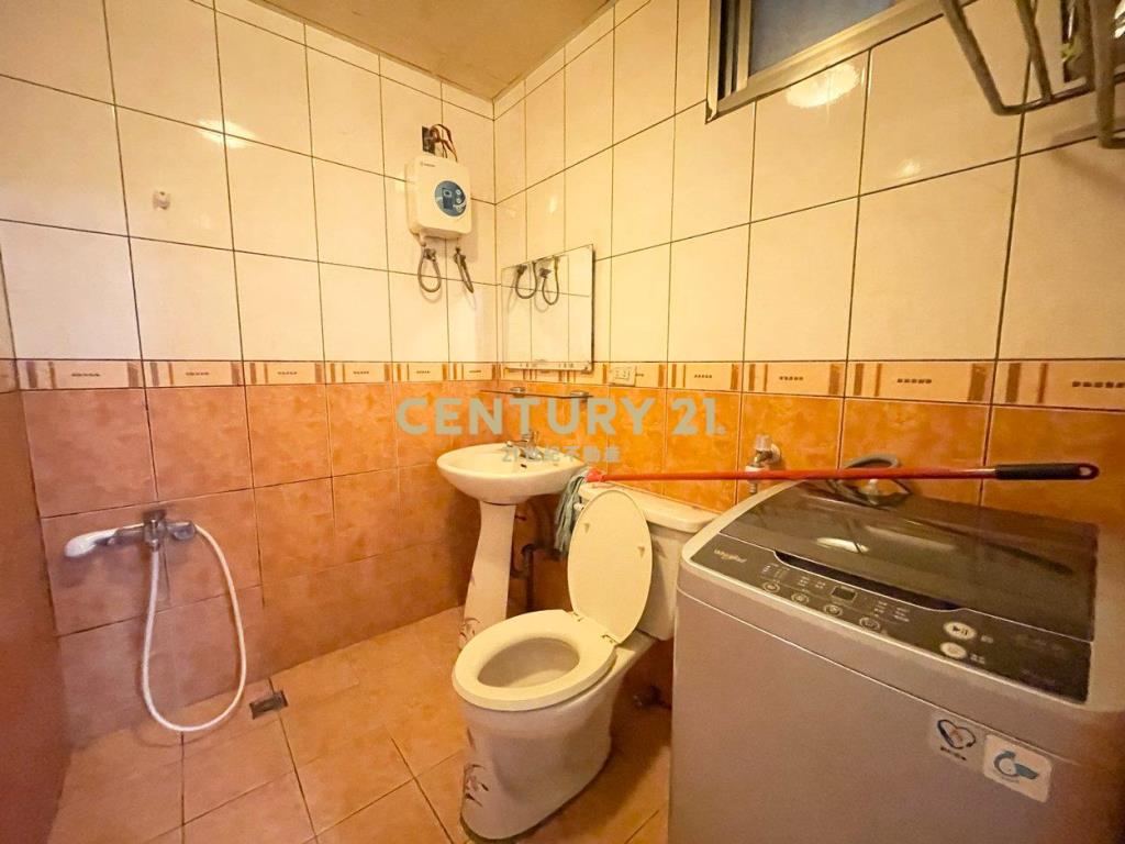 中壢新街國小收租3套房