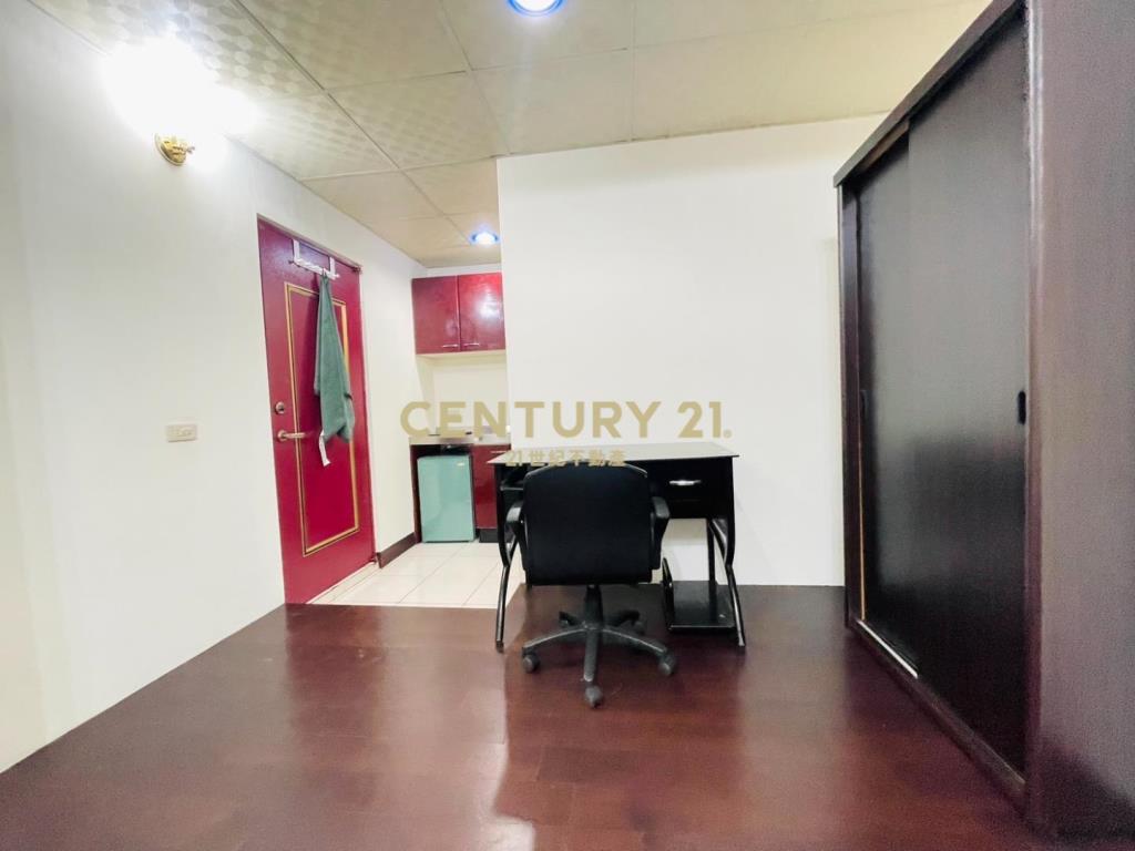 中壢新街國小收租3套房