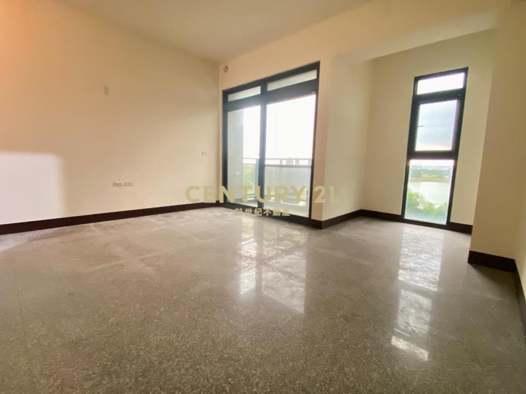 青埔旁電梯別墅（近大江購物中心）