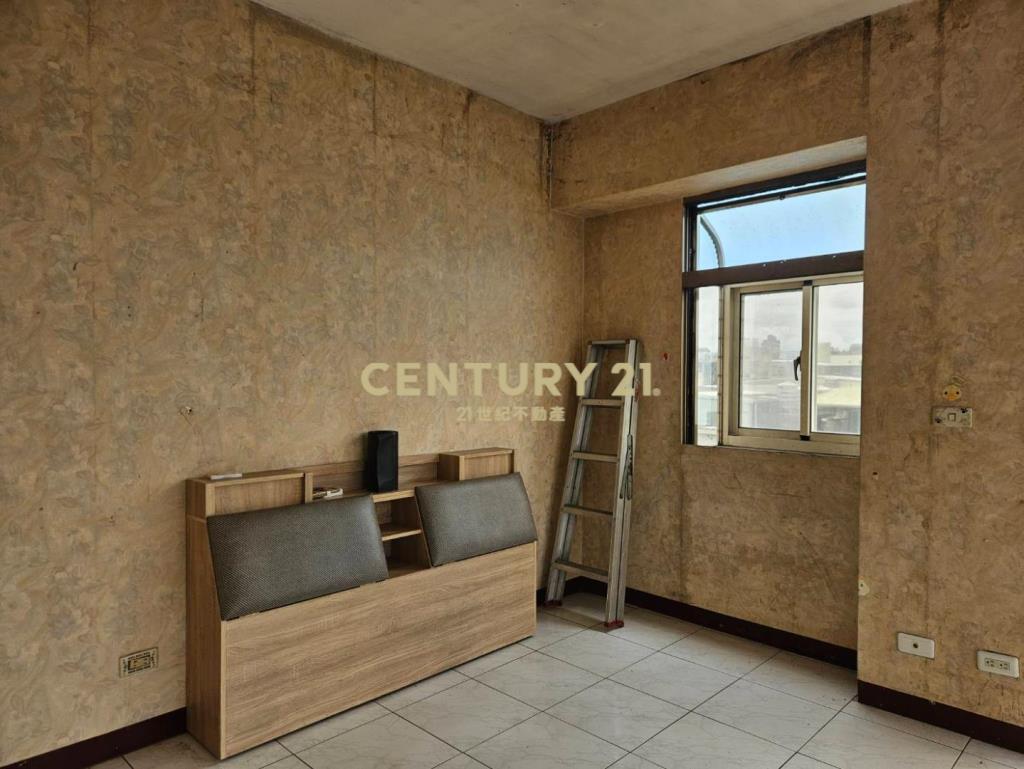 中原大學電梯大套房