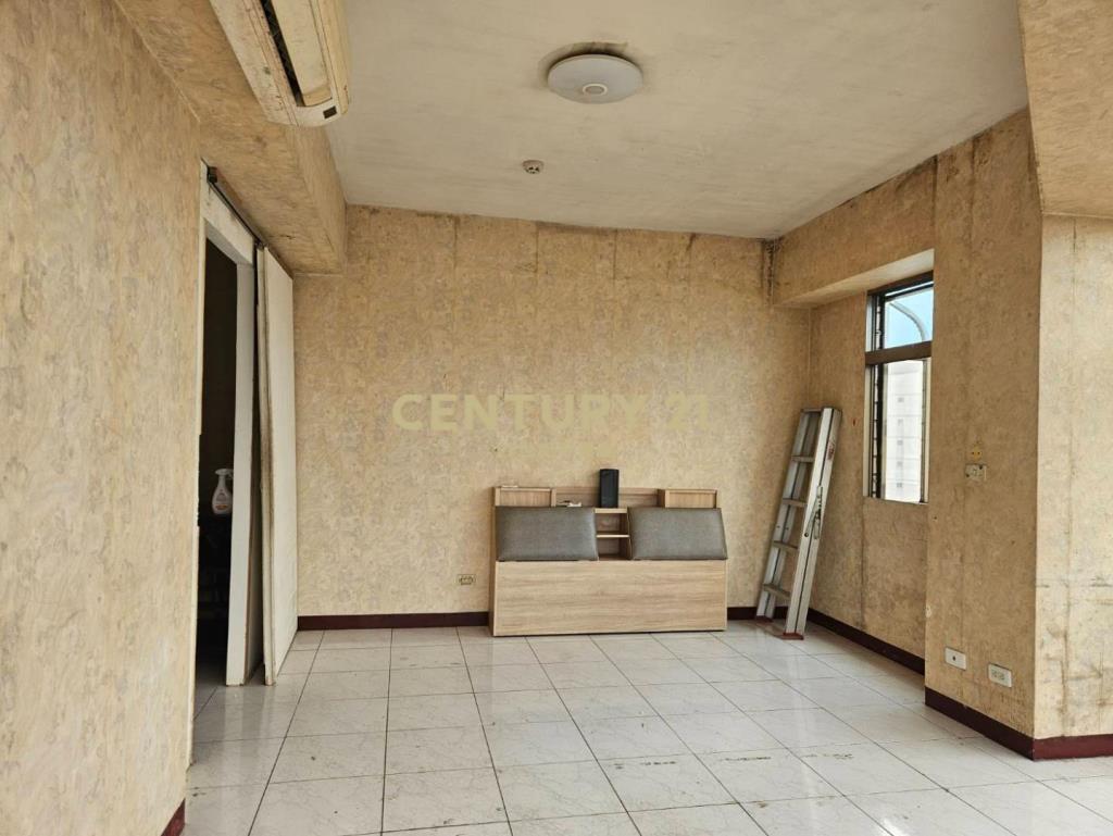 中原大學電梯大套房