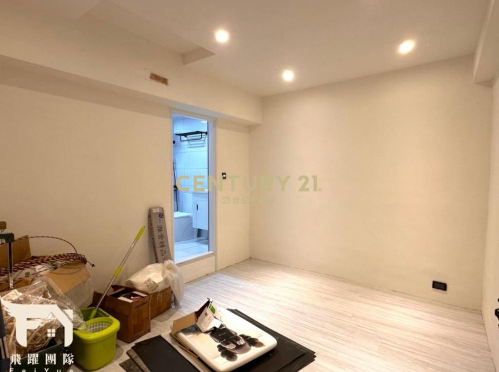 中壢中山路3樓整新美寓