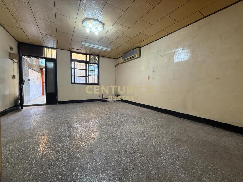 中壢龍岡大地坪活巷透天