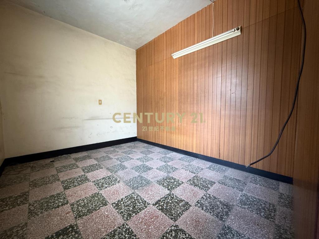 中壢龍岡大地坪活巷透天