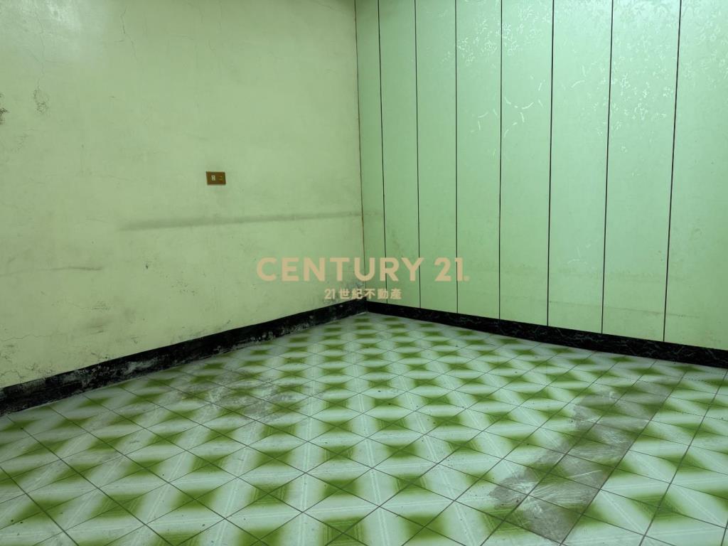 中壢龍岡大地坪活巷透天