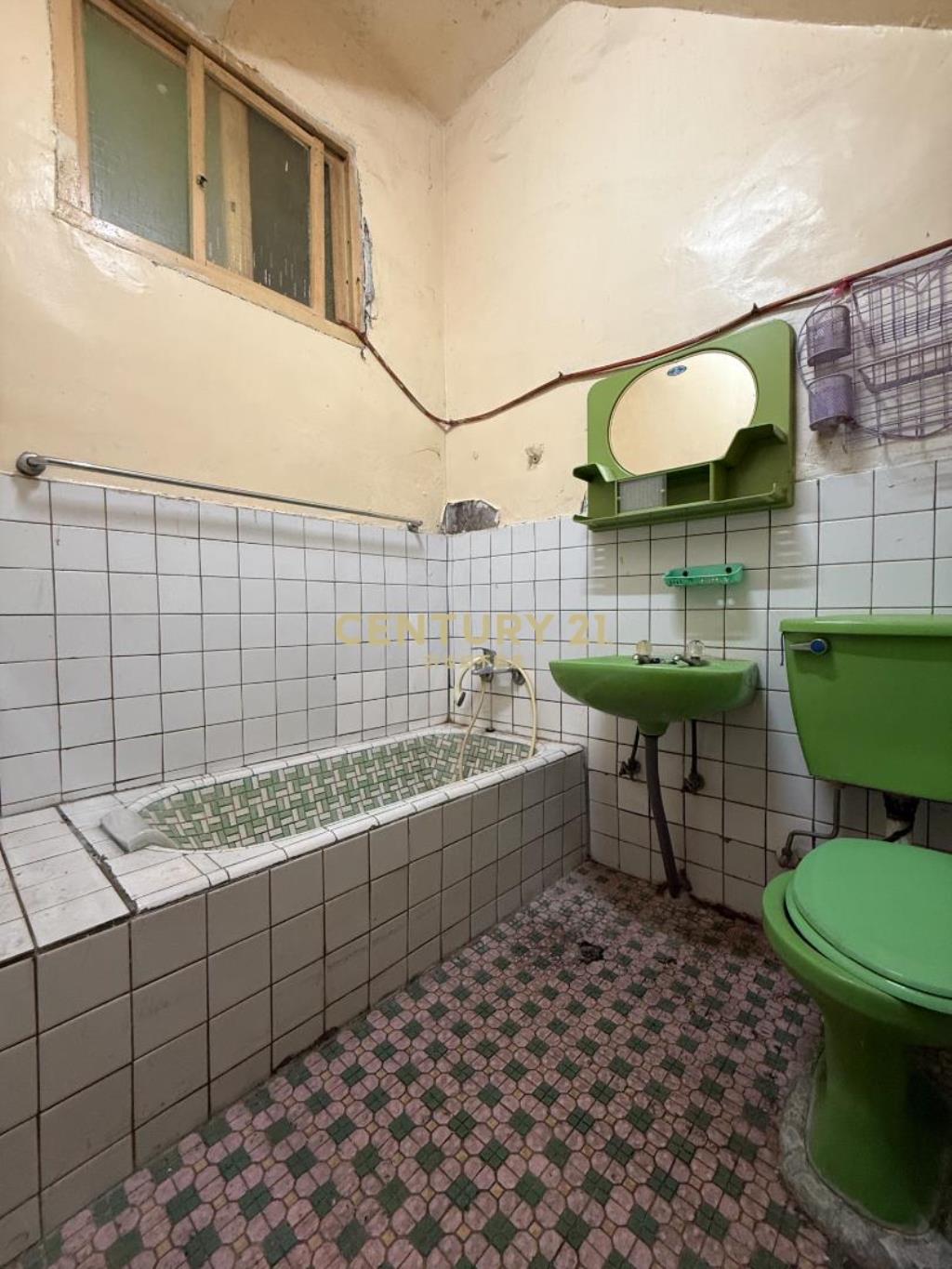 中壢龍岡大地坪活巷透天