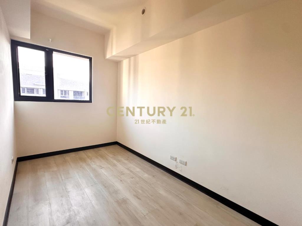 機捷A10山鼻站全新大2房