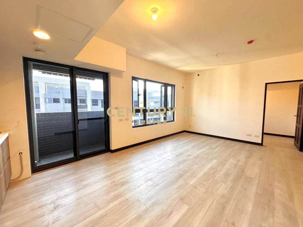 機捷A10山鼻站全新大2房