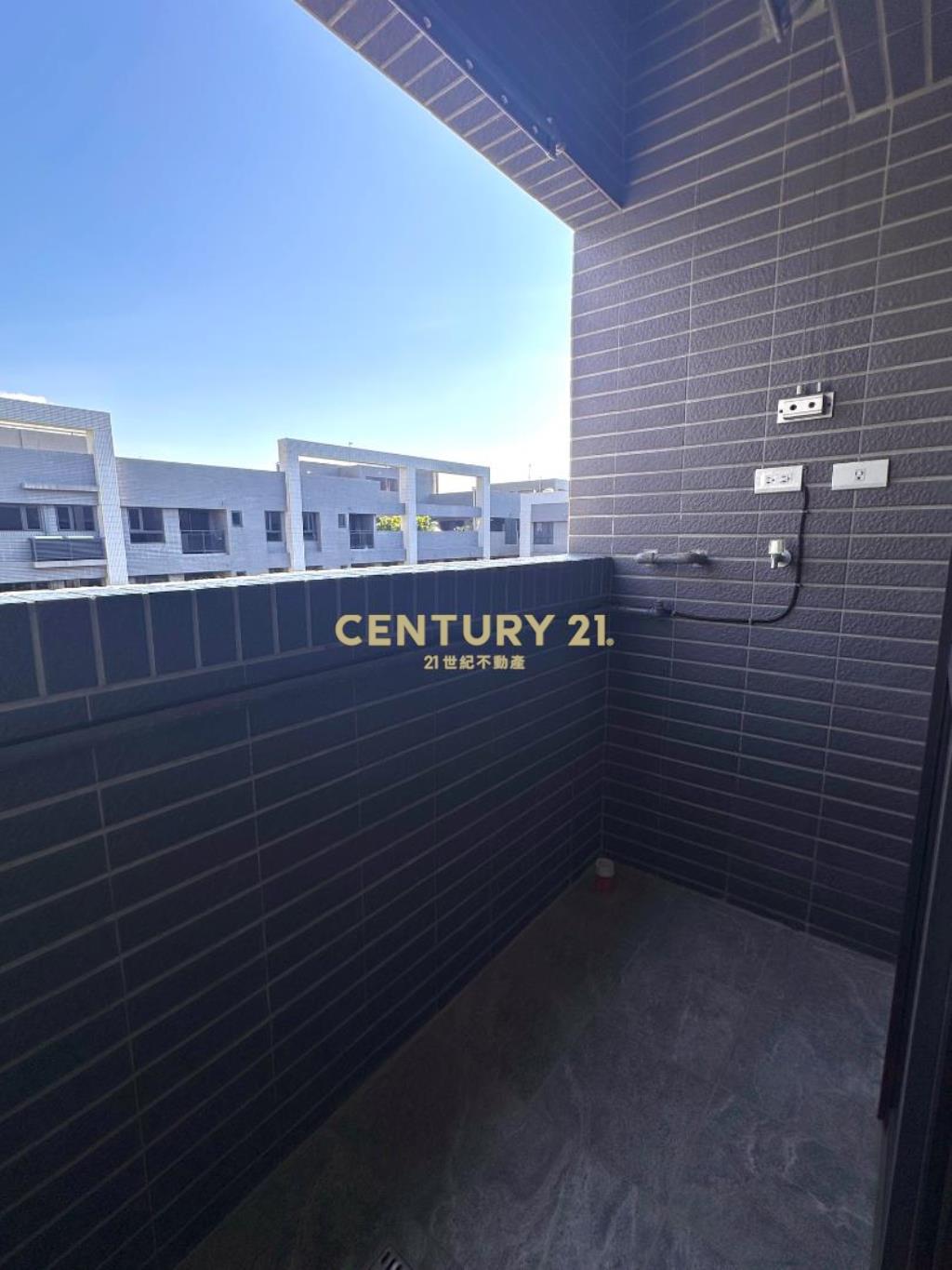 機捷A10山鼻站全新大2房