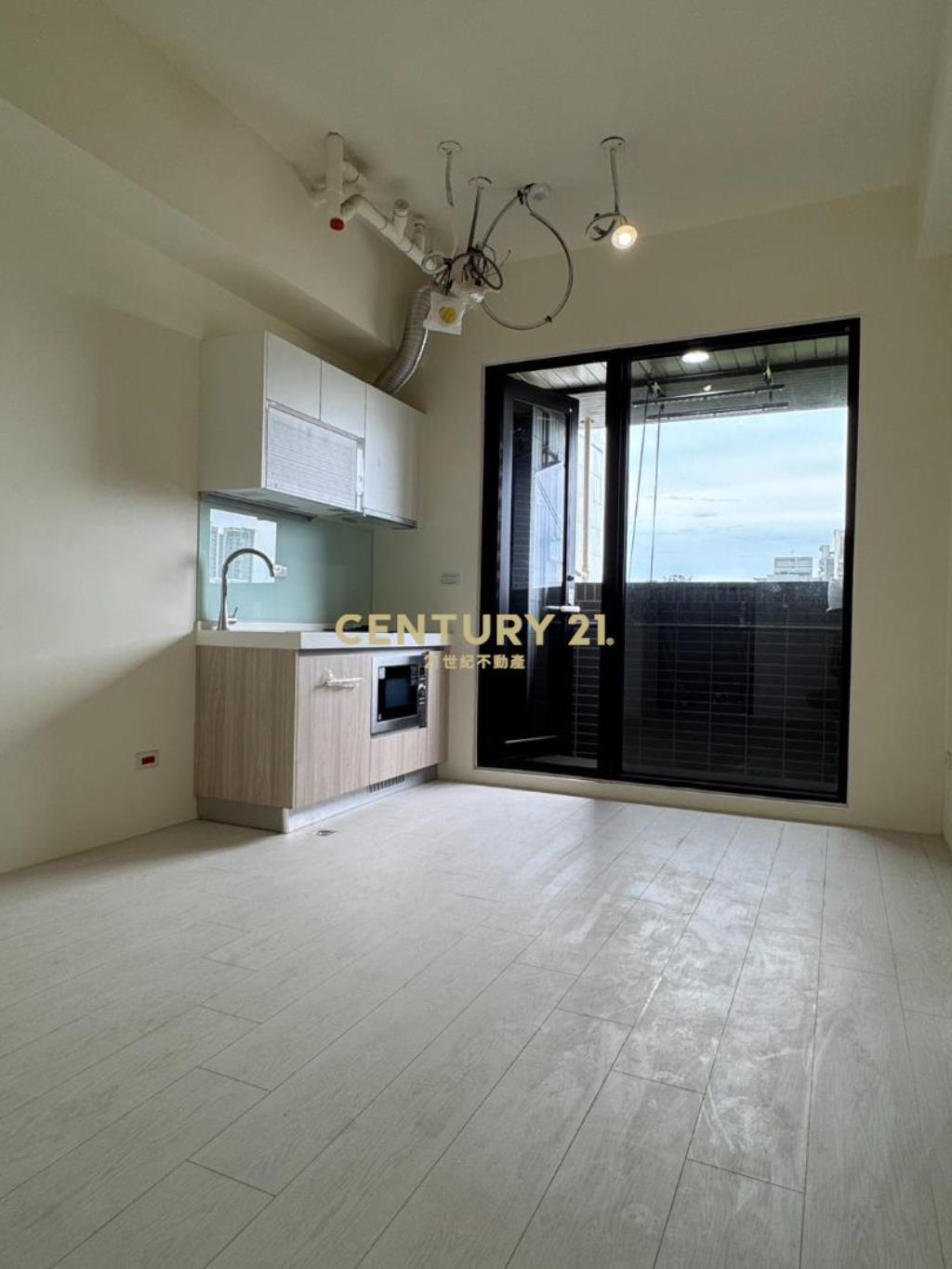 A18青埔站前廣場1房1廳車位