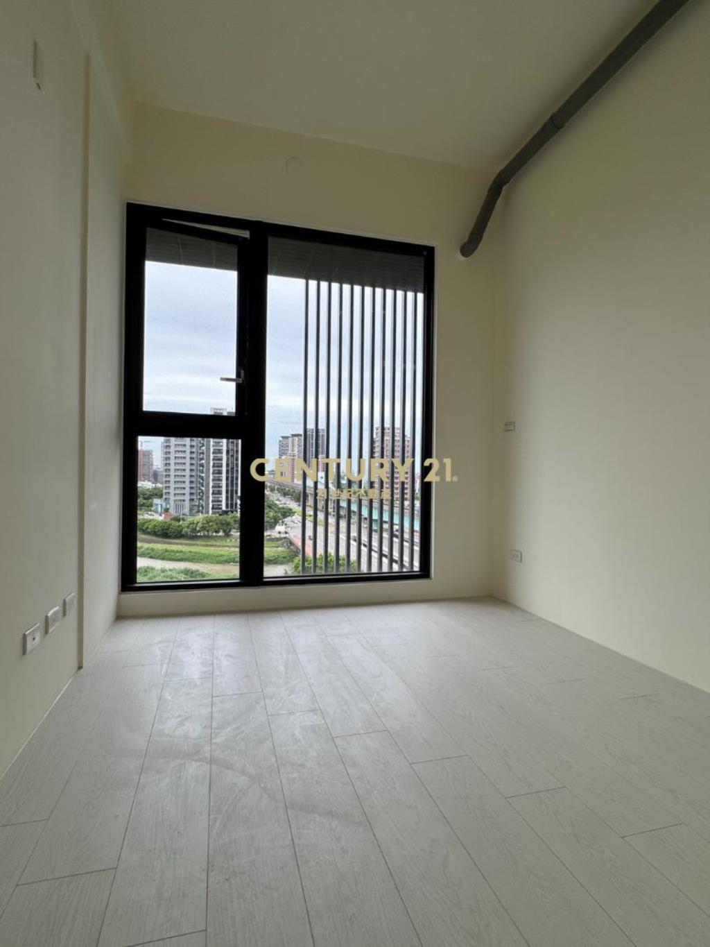 A18青埔站前廣場1房1廳車位