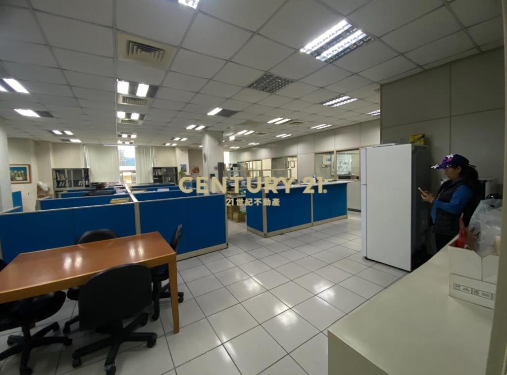 新竹清大旁廠房