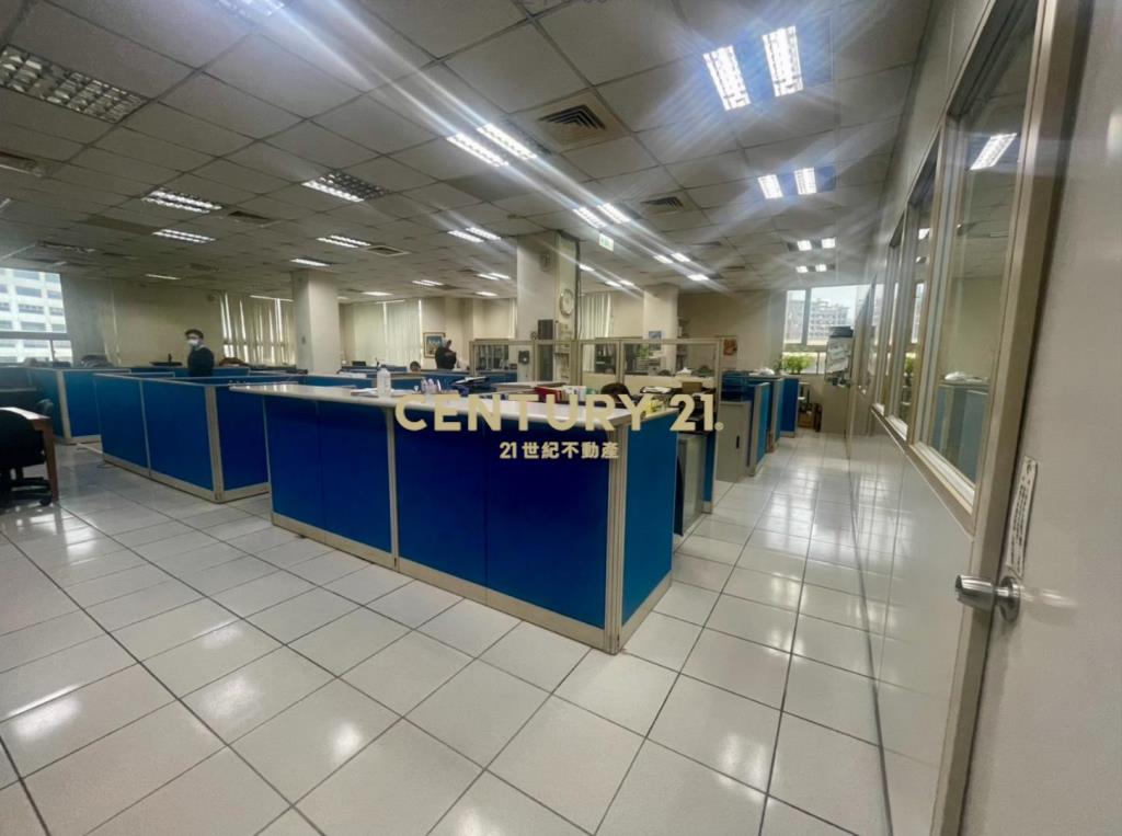 新竹清大旁廠房