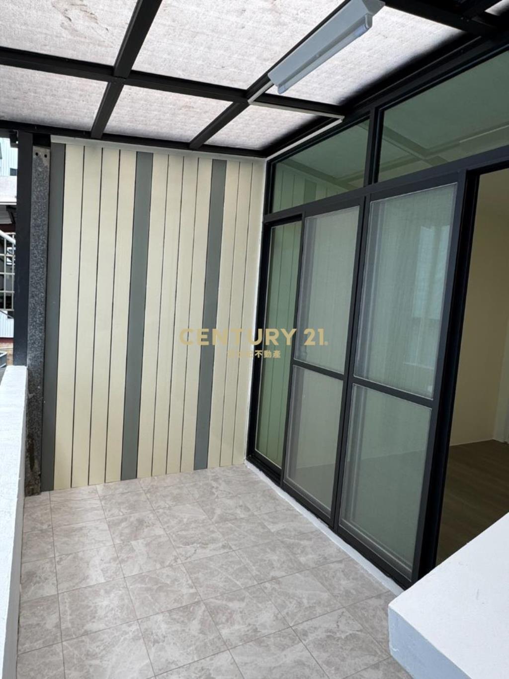 平鎮南勢成家全新整理活巷透天