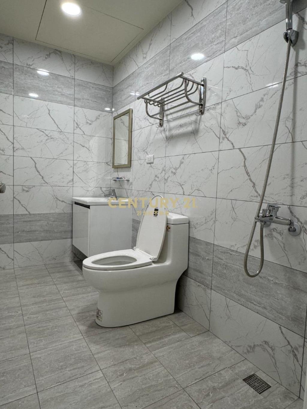 平鎮南勢成家全新整理活巷透天