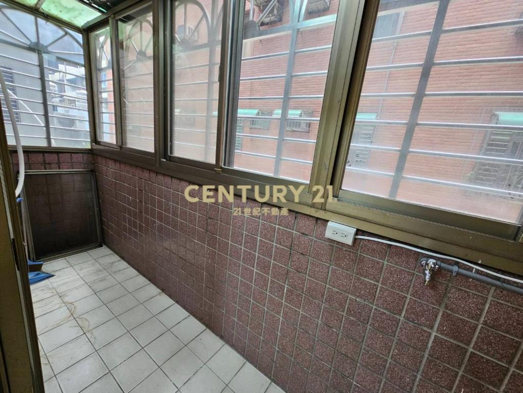 捷運G09稀有兩房雙衛