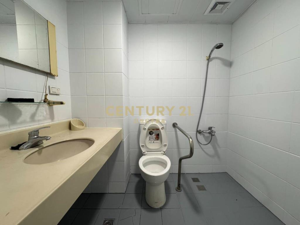 八德大湳陸光國宅三房車(車位輪抽)