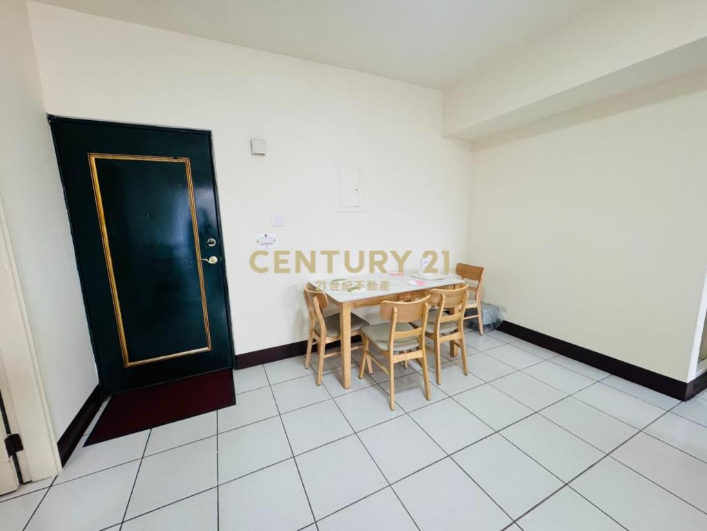 內壢忠孝路美華夏