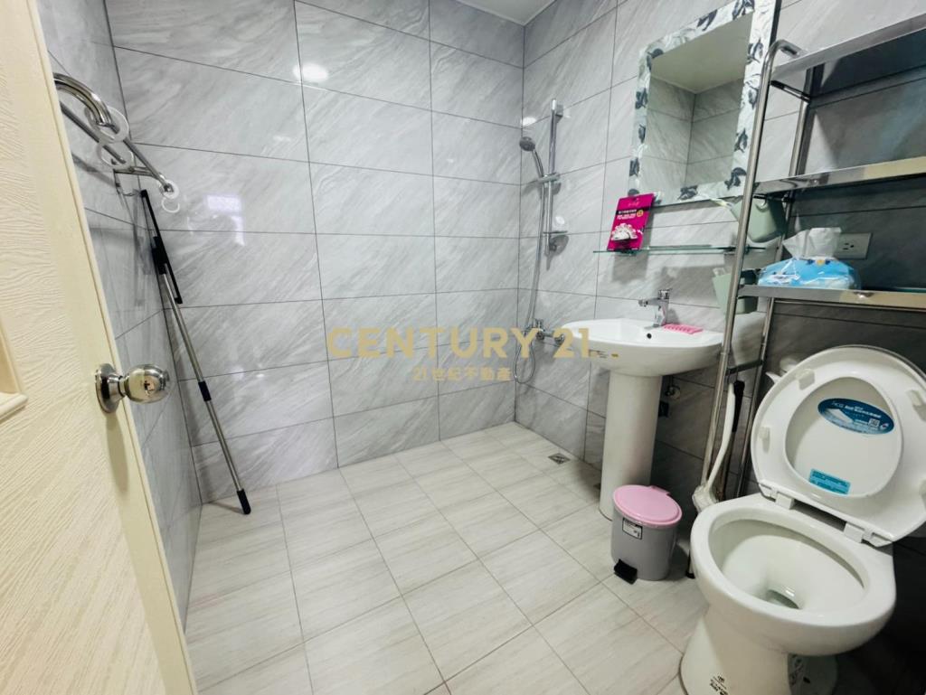 內壢忠孝路美華夏