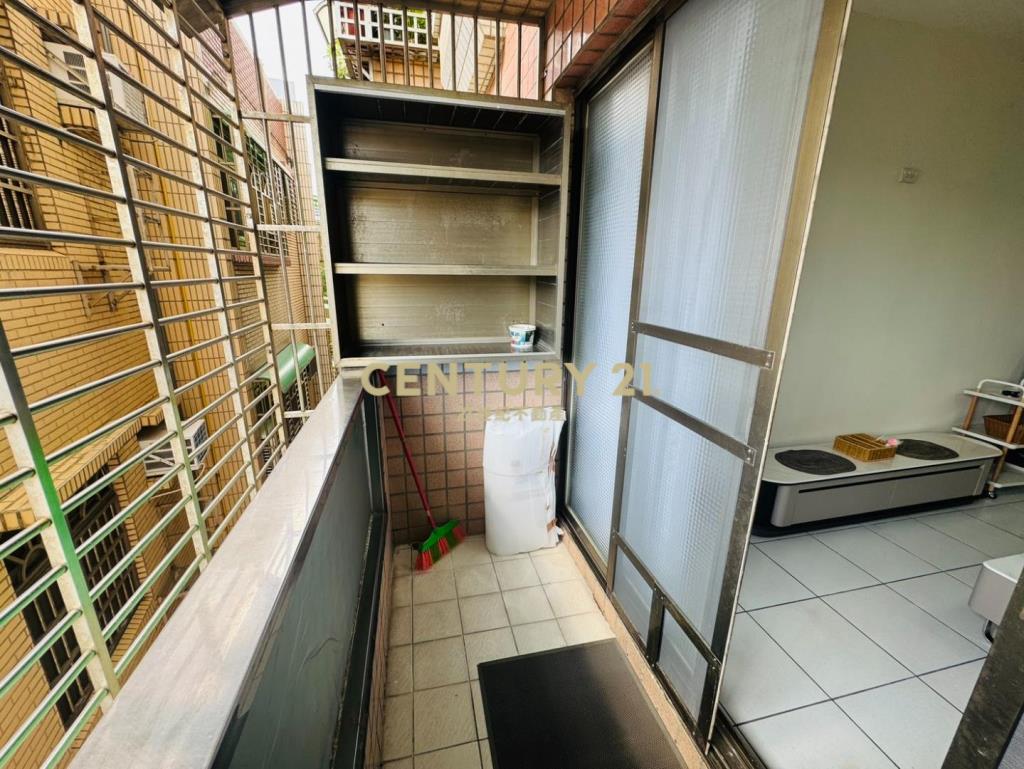 內壢忠孝路美華夏