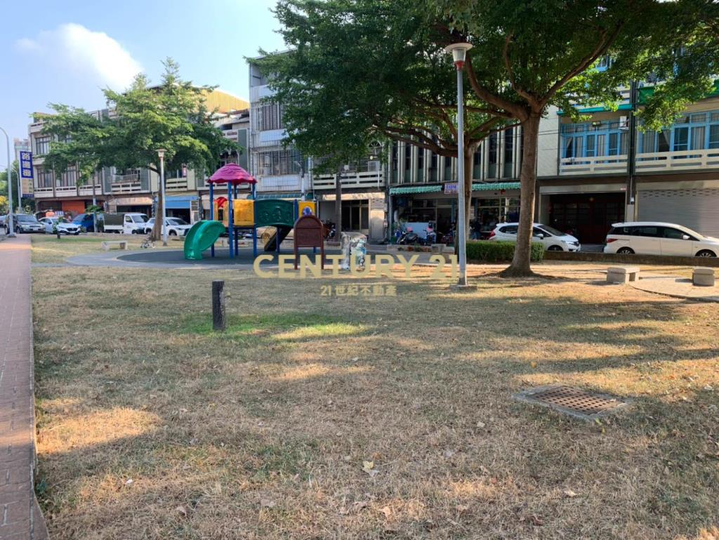 收租整新門前停車透天