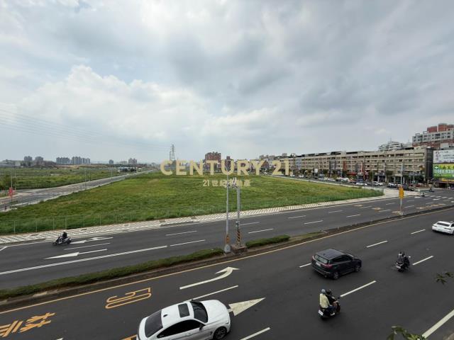 中壢體育園區超值透店