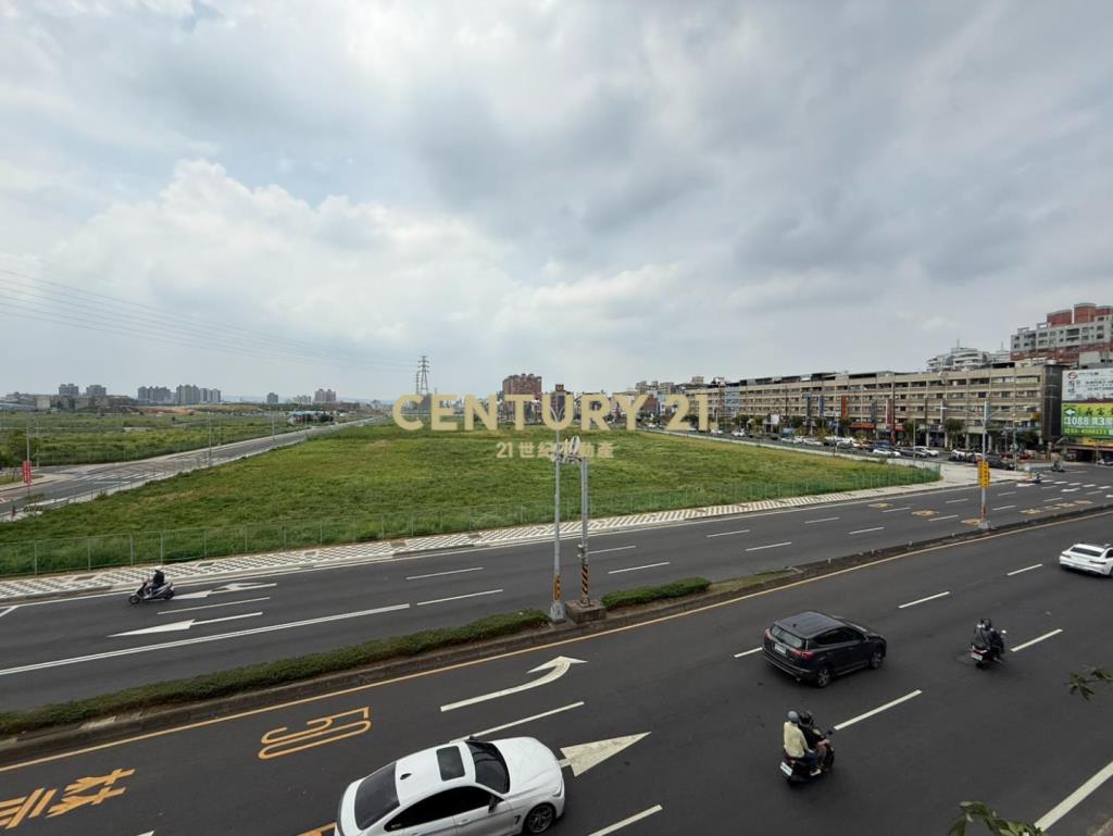 中壢體育園區超值透店