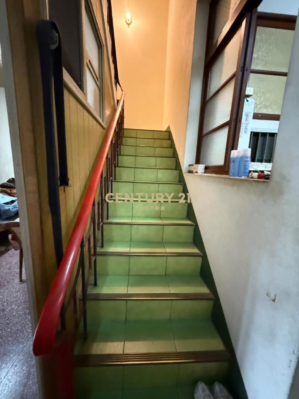 中壢體育園區超值透店