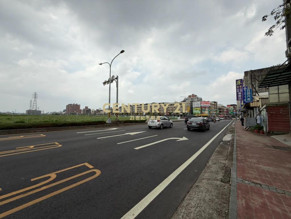 中壢體育園區超值透店