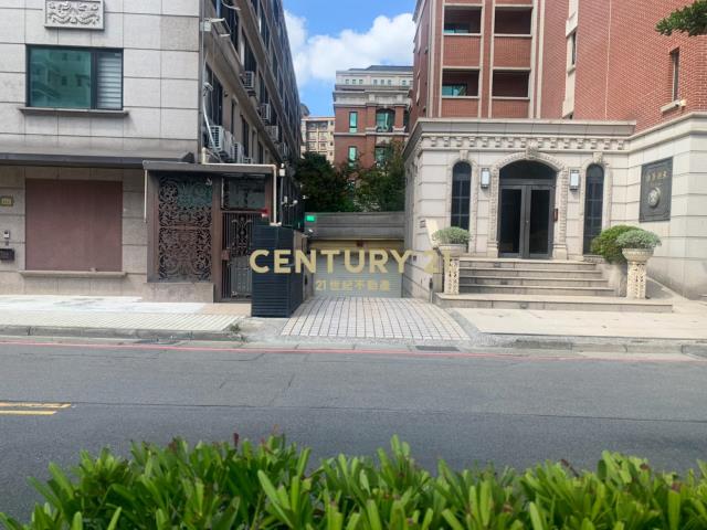 青埔A19青塘園百坪豪華店墅